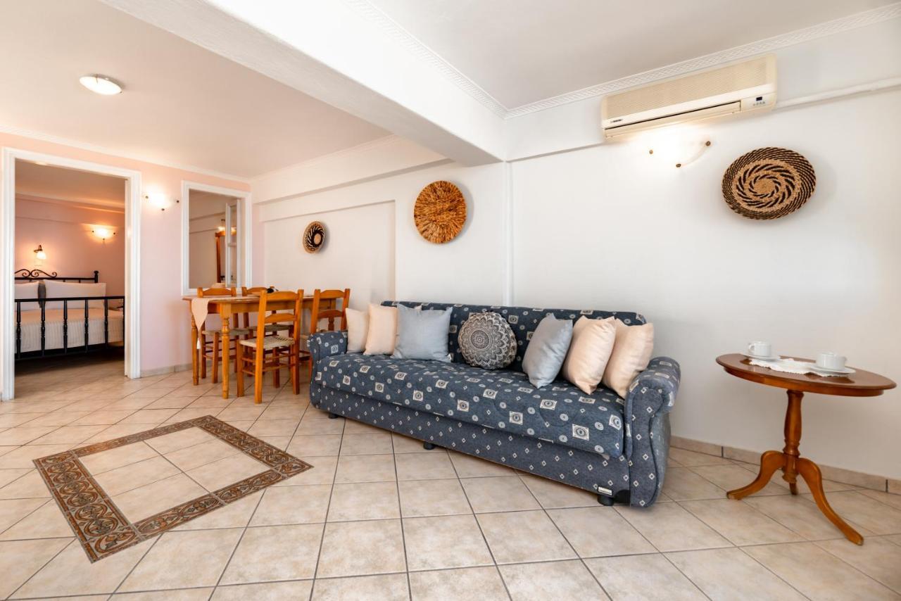 Villa By Hotel Thira Fira  Exteriér fotografie